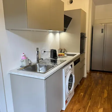 30 Min From Munich & S-bahn With Garden 아파트 가우팅