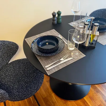 30 Min From Munich & S-bahn With Garden Apartment *